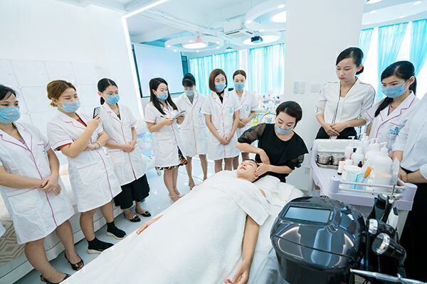 美容院加盟商如何选择产品？