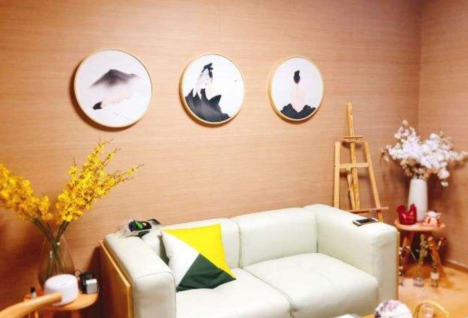 <a href='http://www.monagj.com/'>品牌美容院加盟</a>排行榜？美容院加盟哪个品牌好？